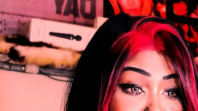 indian dreamgirl online show from November 4, 2025, 9:25 pm