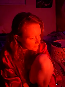 Snapshot of LilTokez chatting on February 15, 2026, 1:57 am LilTokez online show from February 15, 2026, 1:57 am