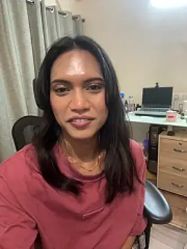Snapshot of DarlingJenny22 chatting on May 16, 2026, 7:34 pm DarlingJenny22 online show from May 16, 2026, 7:34 pm