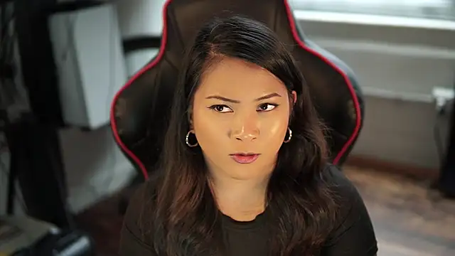 Snapshot of Bubbleliyah chatting on December 19, 2024, 6:45 pm Bubbleliyah online show from December 19, 2024, 6:45 pm