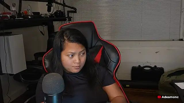 Snapshot of Bubbleliyah chatting on February 5, 2026, 4:06 am Bubbleliyah online show from February 5, 2026, 4:06 am