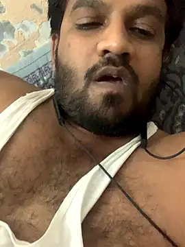 Snapshot of Rocky_1907 chatting on October 31, 2025, 7:48 pm Rocky 1907 online show from October 31, 2025, 7:48 pm