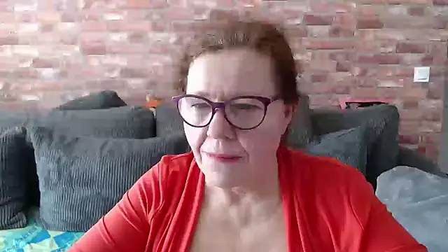 Adelewildx online show from March 22, 2025, 10:06 am