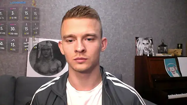 Marvelboy  online show from December 2, 2024, 9:39 pm