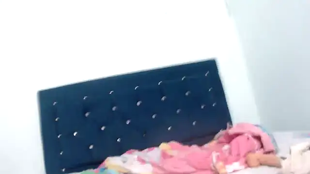 Snapshot of juanys_asshot chatting on September 21, 2025, 12:01 am juanys asshot online show from September 21, 2025, 12:01 am