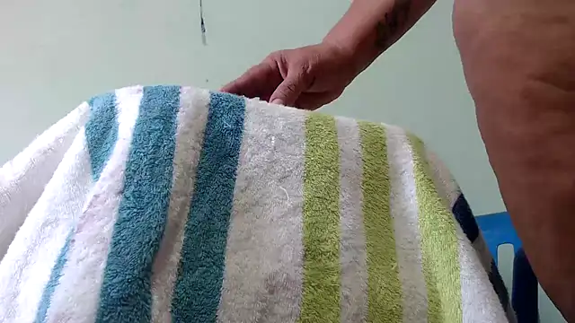 Snapshot of juanys_asshot chatting on September 28, 2025, 2:22 pm juanys asshot online show from September 28, 2025, 2:22 pm