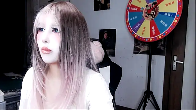 Snapshot of candy_cola chatting on February 16, 2025, 1:25 am candy cola online show from February 16, 2025, 1:25 am