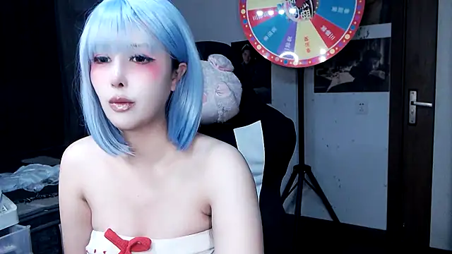 Snapshot of candy_cola chatting on February 19, 2025, 6:44 am candy cola online show from February 19, 2025, 6:44 am