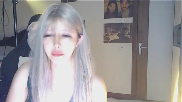 Snapshot of candy_cola chatting on September 18, 2025, 6:04 am candy cola online show from September 18, 2025, 6:04 am