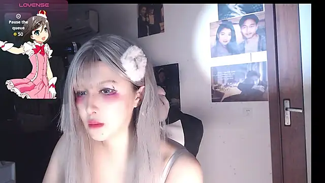 Snapshot of candy_cola chatting on October 22, 2025, 2:34 am candy cola online show from October 22, 2025, 2:34 am