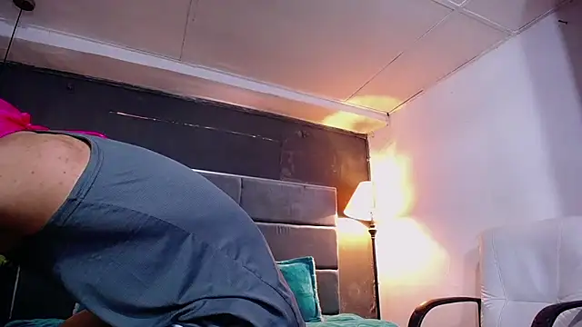 teddyfit19cm online show from November 8, 2025, 1:00 pm