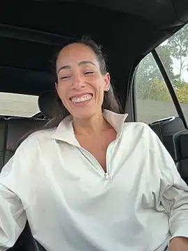 Snapshot of SweeetAlegra chatting on January 9, 2025, 9:27 am SweeetAlegra online show from January 9, 2025, 9:27 am