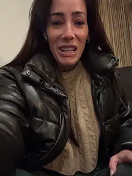 Snapshot of SweeetAlegra chatting on February 28, 2025, 10:17 pm SweeetAlegra online show from February 28, 2025, 10:17 pm