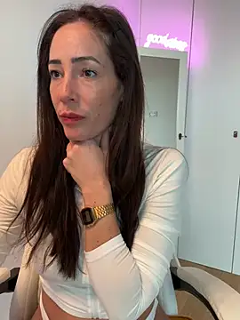 Snapshot of SweeetAlegra chatting on March 18, 2025, 5:10 pm SweeetAlegra online show from March 18, 2025, 5:10 pm