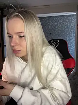 SIMBA BOS online show from April 15, 2026, 3:35 am