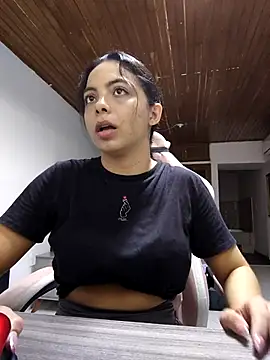 ashley morgan 18 online show from March 19, 2025, 11:14 pm