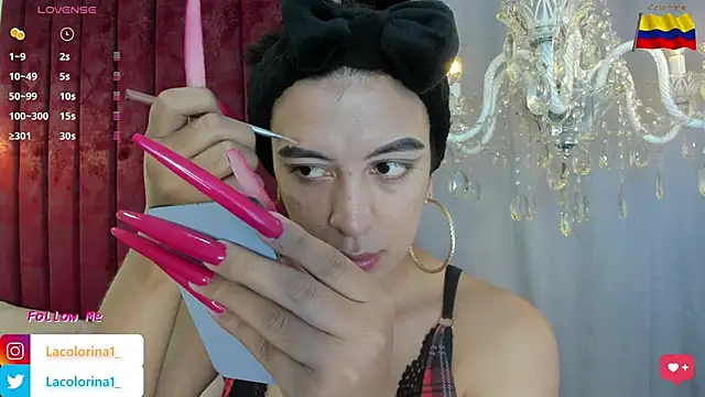 Snapshot of LaColorina_ chatting on February 28, 2025, 5:04 am LaColorina online show from February 28, 2025, 5:04 am