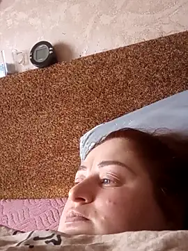 Snapshot of Amy_August chatting on March 18, 2025, 6:14 am Amy August online show from March 18, 2025, 6:14 am