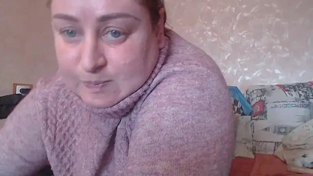 Snapshot of Amy_August chatting on March 20, 2025, 4:20 pm Amy August online show from March 20, 2025, 4:20 pm