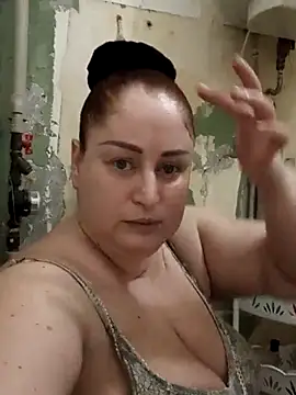 Snapshot of Amy_August chatting on March 21, 2025, 8:39 am Amy August online show from March 21, 2025, 8:39 am