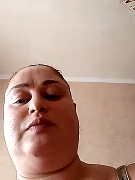 Snapshot of Amy_August chatting on March 21, 2025, 11:44 am Amy August online show from March 21, 2025, 11:44 am