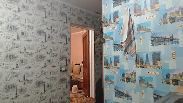 Snapshot of Amy_August chatting on November 14, 2025, 9:02 pm Amy August online show from November 14, 2025, 9:02 pm