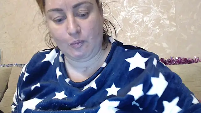 Snapshot of Amy_August chatting on December 15, 2025, 3:00 am Amy August online show from December 15, 2025, 3:00 am