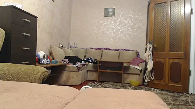 Snapshot of Amy_August chatting on December 21, 2025, 3:52 pm Amy August online show from December 21, 2025, 3:52 pm