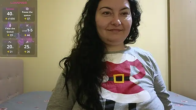 Snapshot of BBW_MILF_4U chatting on January 27, 2025, 6:19 am BBW MILF 4U online show from January 27, 2025, 6:19 am