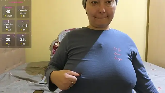 Snapshot of BBW_MILF_4U chatting on February 8, 2025, 9:35 am BBW MILF 4U online show from February 8, 2025, 9:35 am
