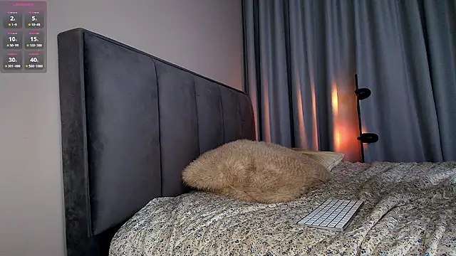 Snapshot of Alice_N_Wooderland chatting on February 21, 2026, 6:36 am Alice N Wooderland online show from February 21, 2026, 6:36 am