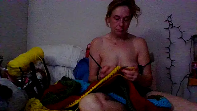 Snapshot of tmmcmannus chatting on April 24, 2026, 6:38 am tmmcmannus online show from April 24, 2026, 6:38 am