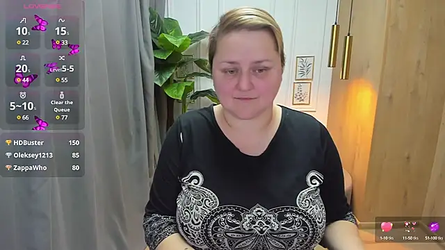 Snapshot of ScarlettSoft chatting on December 5, 2024, 12:11 pm ScarlettSoft online show from December 5, 2024, 12:11 pm