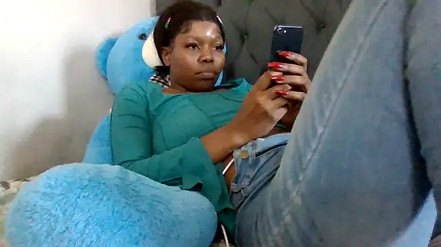 cherryontopy online show from February 10, 2025, 4:04 pm