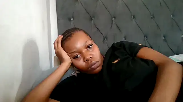 cherryontopy online show from February 27, 2025, 7:44 am