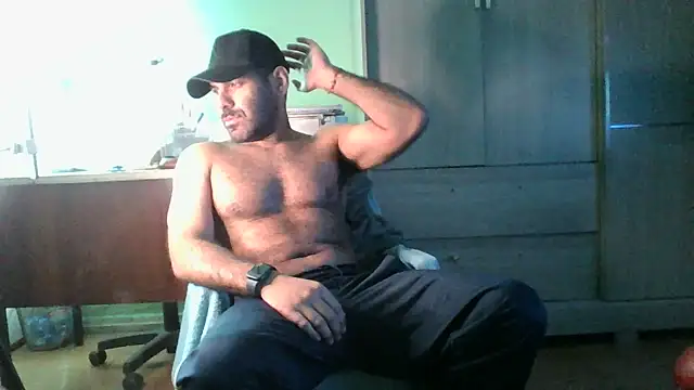 Snapshot of MILITARS chatting on July 16, 2026, 12:49 am MILITARS online show from July 16, 2026, 12:49 am