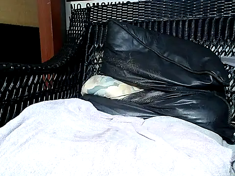 HungHawaiian808xh online show from March 4, 2025, 2:49 am