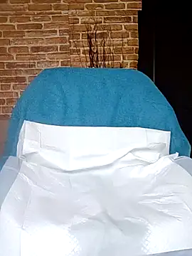  Horny milf  online show from March 23, 2025, 5:32 am