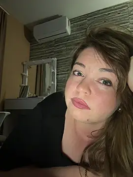 cute  cherry online show from March 31, 2026, 5:24 pm