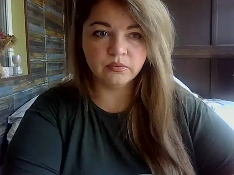 Snapshot of cute__cherry chatting on July 17, 2026, 7:48 am cute cherry online show from July 17, 2026, 7:48 am