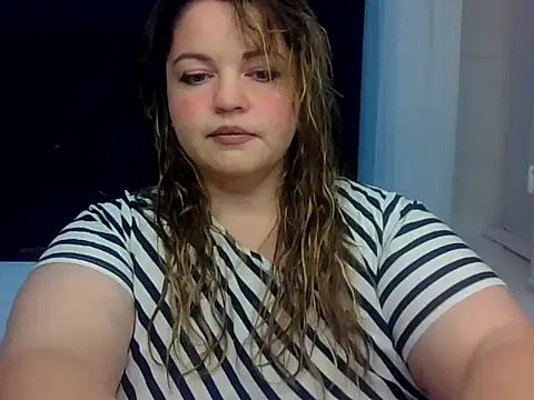Snapshot of cute__cherry chatting on July 27, 2026, 7:43 pm cute cherry online show from July 27, 2026, 7:43 pm