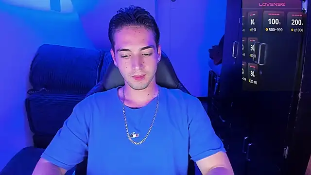 Alex smith00 online show from January 4, 2025, 2:25 am