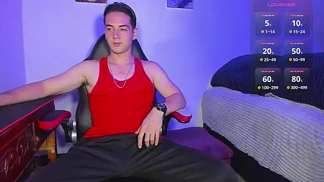 Alex smith00 online show from March 12, 2025, 11:22 pm