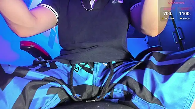 Alex smith00 online show from March 7, 2026, 3:25 am