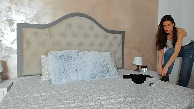 JennaMyers online show from January 29, 2025, 8:14 pm