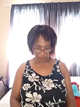 Hotgrannyx online show from February 20, 2026, 9:54 am