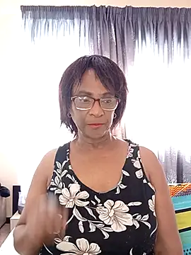 Hotgrannyx online show from May 1, 2026, 9:58 am