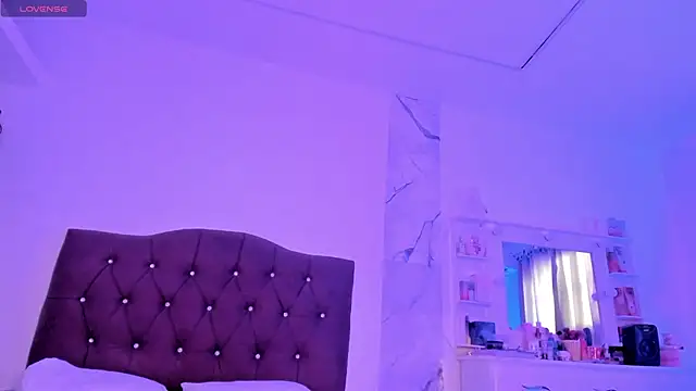 Snapshot of alysson_18 chatting on March 14, 2026, 1:27 pm alysson 18 online show from March 14, 2026, 1:27 pm