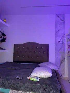 Snapshot of alysson_18 chatting on March 28, 2026, 1:11 pm alysson 18 online show from March 28, 2026, 1:11 pm