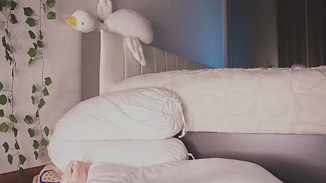 Snapshot of liassmolly1_couple chatting on February 23, 2025, 9:59 pm liassmolly1 couple online show from February 23, 2025, 9:59 pm